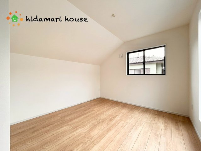 上尾市浅間台12期　新築戸建　GRACE02の洋室