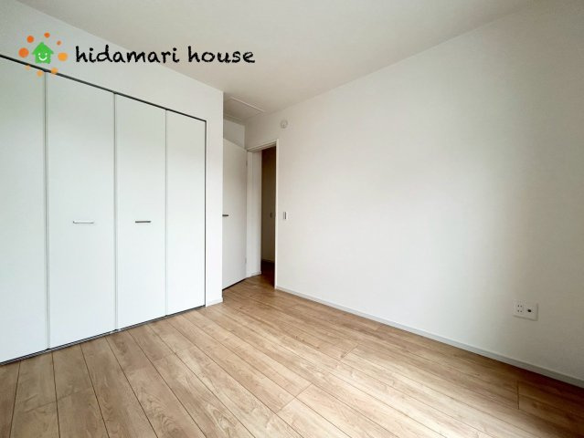 上尾市浅間台12期　新築戸建　GRACE02の洋室