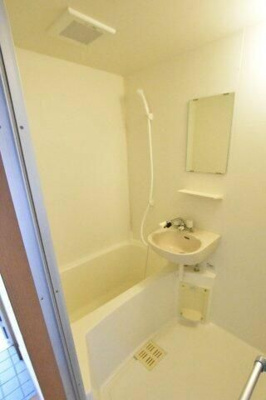 【浴室】 | ヴィーノPARTⅠ | 日々の疲れを癒すお風呂付です