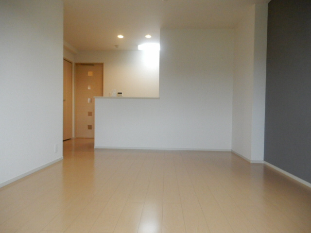 リヴェールコートⅤの居間・リビング