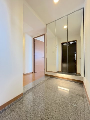 エバーライフパセオ博多南の玄関