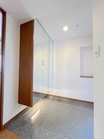 エバーライフパセオ博多南の玄関