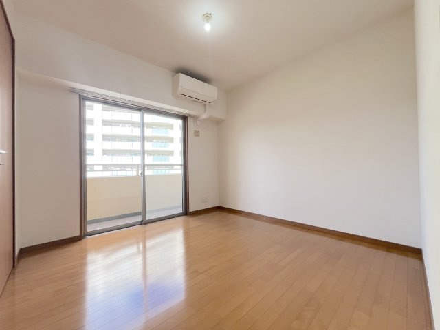 エバーライフパセオ博多南の洋室