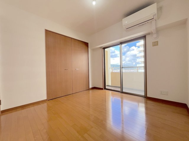 エバーライフパセオ博多南の洋室