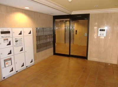 【エントランス】 | ベルメゾンシラトリ（Aタイプ）