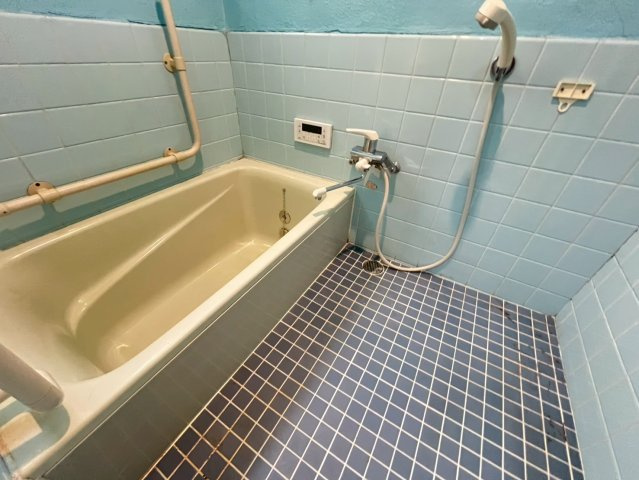 泉が丘貸家の浴室