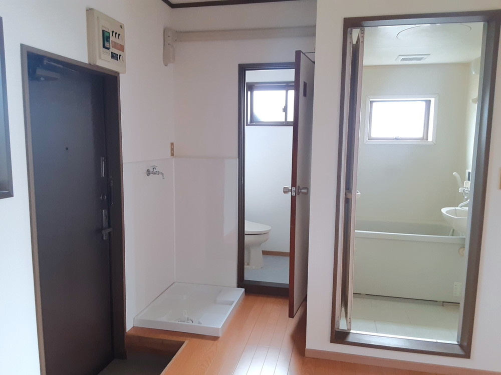 コーポみやざわの玄関