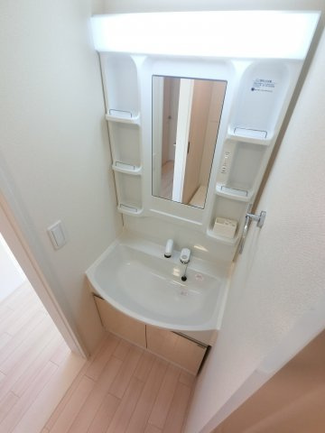 【独立洗面台】