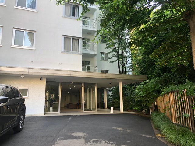 【エントランス】