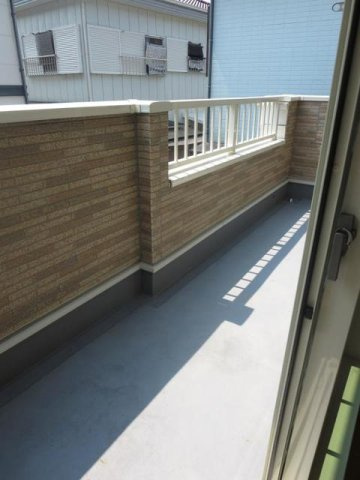レヴェランスＢのバルコニー|広々としたバルコニーです