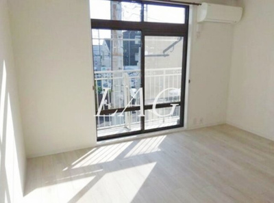 【居間・リビング】 | リノベイト東小金井 | 洋室のお部屋です。