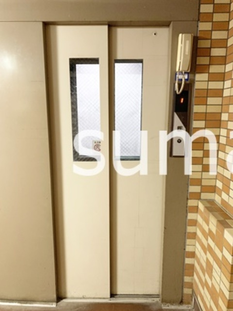 レジデンスカープ大宮のその他共用部分|エレベーター完備。