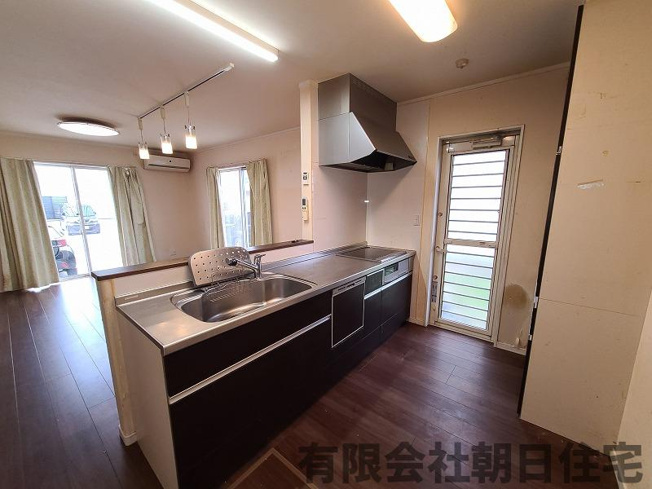 【キッチン】 | 東出雲町意宇東3丁目中古戸建 | キッチンです
