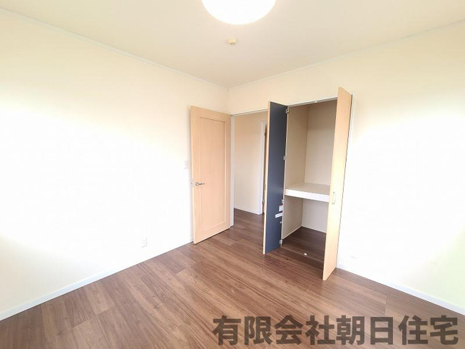 【洋室】 | 東出雲町意宇東3丁目中古戸建 | 洋室です