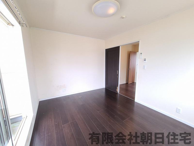【洋室】 | 東出雲町意宇東3丁目中古戸建 | きれいな洋室です