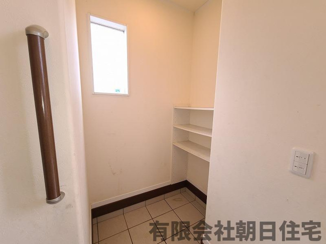 【玄関】 | 東出雲町意宇東3丁目中古戸建 | 毎日通る玄関はこちらです