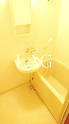 【浴室】 | アルカーデンホーフ | お風呂です。