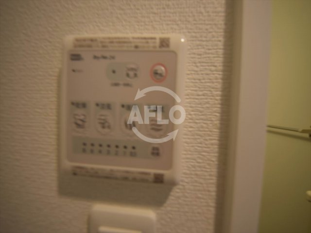 クリスタルグランツ難波WESTの設備|クリスタルグランツ難波WEST　浴室乾燥機付