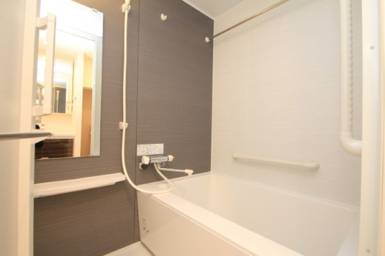 アーベイン常盤台の浴室