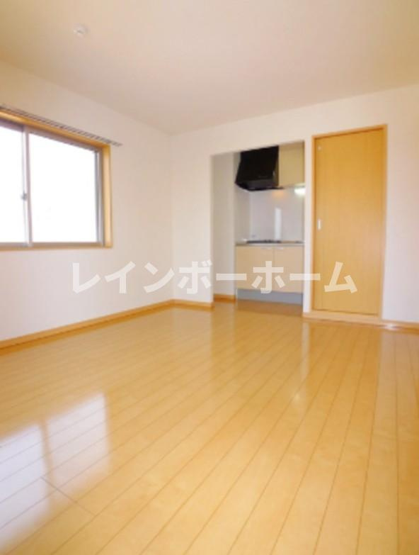 仲介手数料（賃料の1.10ヵ月）の50％OFF対象物件！の居間・リビング|ゆったりとしたリビングです