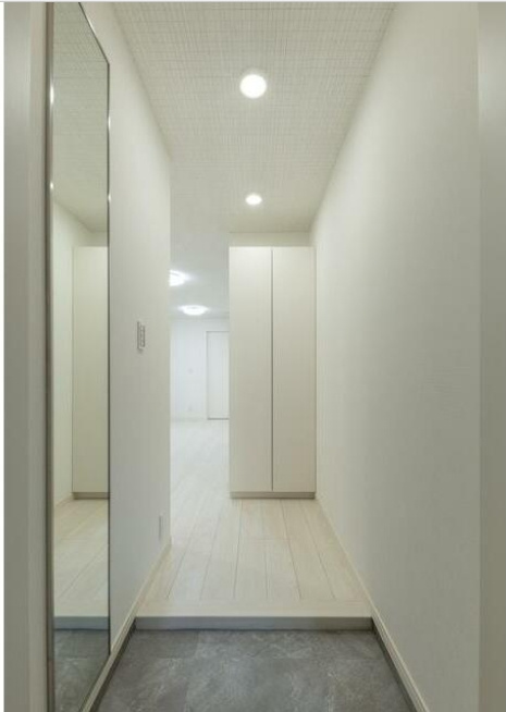 アーベインテラス浅草の玄関