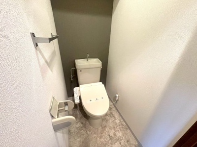 【トイレ】 | ロイヤルレジデンス