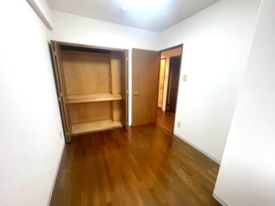 【居間・リビング】 | ロイヤルレジデンス