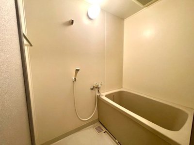 【浴室】 | ロイヤルレジデンス