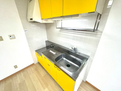 【キッチン】 | ロイヤルレジデンス