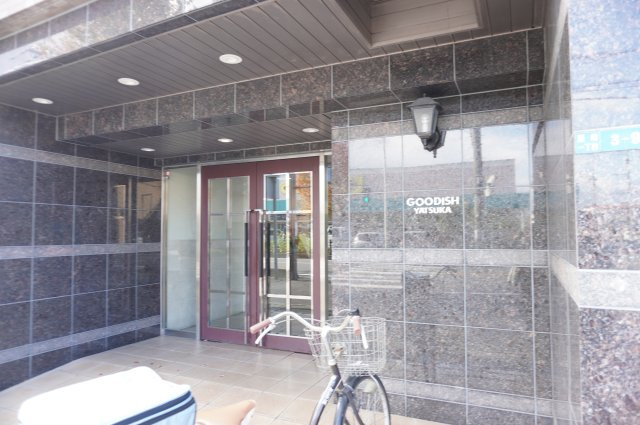 グーディッシュ谷塚のエントランス