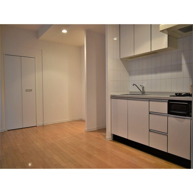 ルクレ新川レジデンス