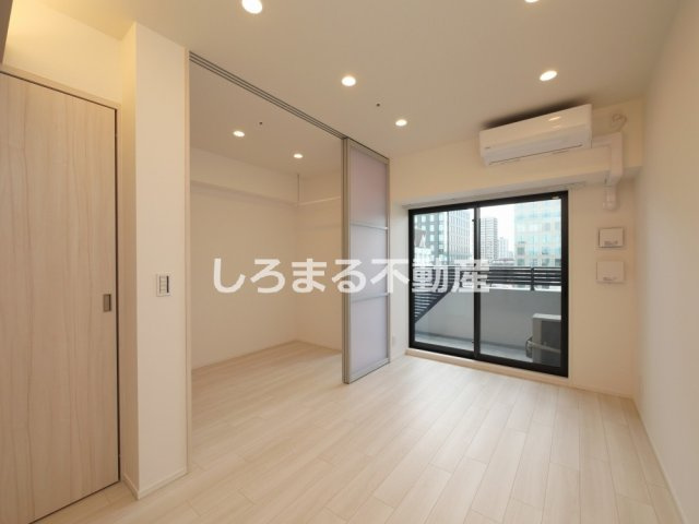 コンフォリア・リヴ北浜淡路町の居間・リビング