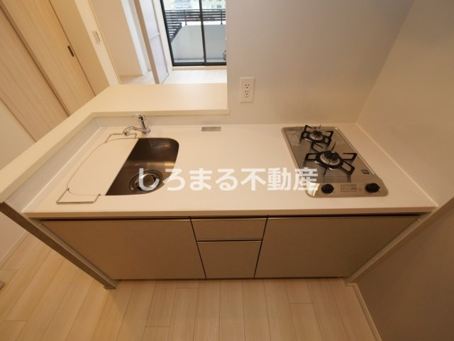 コンフォリア・リヴ北浜淡路町のキッチン