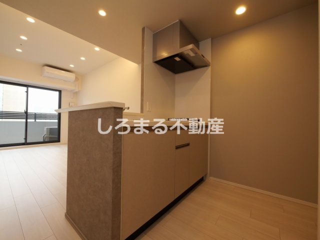 コンフォリア・リヴ北浜淡路町のキッチン