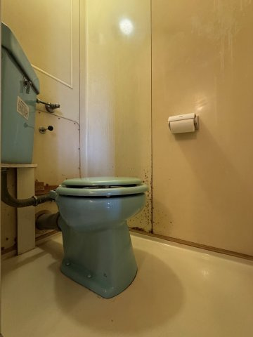 【トイレ】 | 西道頓堀コーポ２号棟 | レトロで可愛いトイレ♪ 温かみを残しつつ快適にリフォームされませんか(^^)/