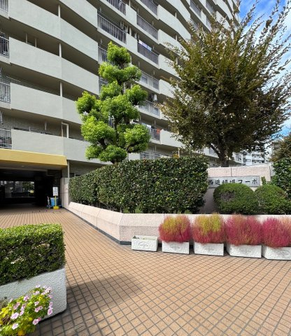 【外観】 | 西道頓堀コーポ２号棟 | 綺麗にお掃除されたエントランス!(^^)!