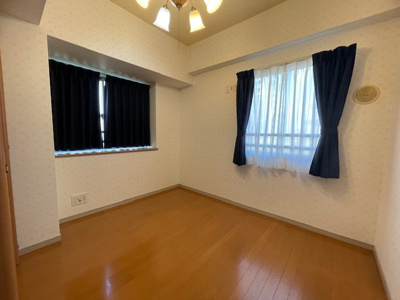 【洋室】 | ライフプラザ紅梅・山手通り弐番館(C-5)