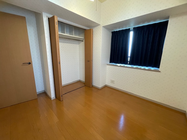 【洋室】 | ライフプラザ紅梅・山手通り弐番館(C-5)