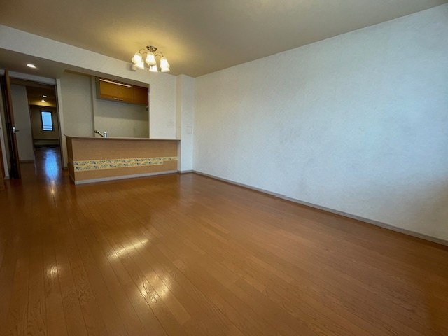 【居間・リビング】 | ライフプラザ紅梅・山手通り弐番館(C-5)