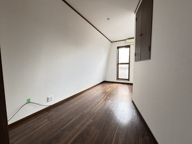 葛飾区堀切２丁目　中古戸建の洋室