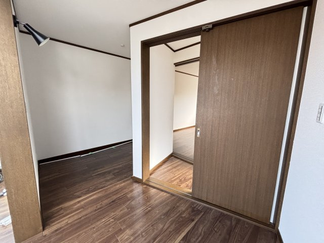 葛飾区堀切２丁目　中古戸建の洋室