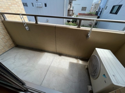 【バルコニー】 | アーバン富田町
