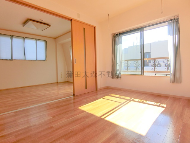 第一クリーンコーポの居間・リビング|DK7.5帖