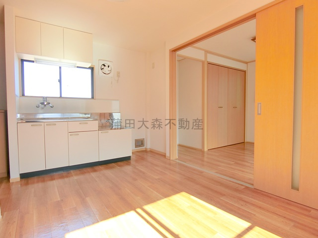 第一クリーンコーポの居間・リビング|DK7.5帖