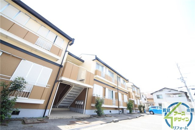 タウニィ・尾上の外観