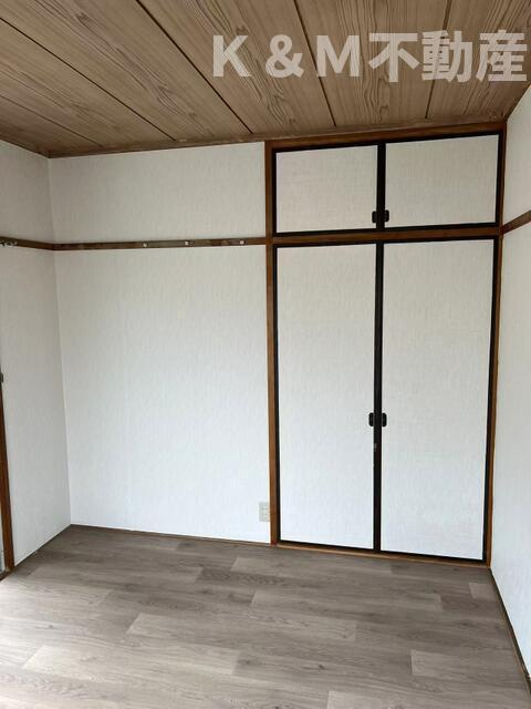 柏ホームガーデンの寝室|落ち着いた色調の寝室です