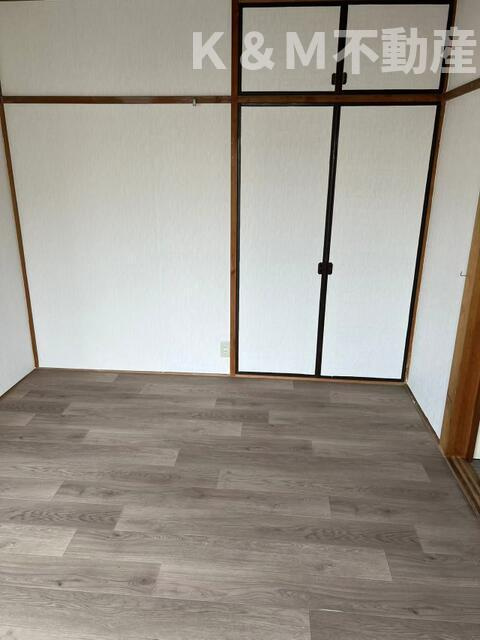 柏ホームガーデンの居間・リビング|こちらの居間で趣味の時間をお楽しみください