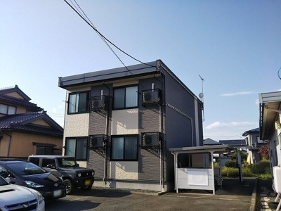 【外観】 | レオパレスサンクタ | 外観は落ち着いています