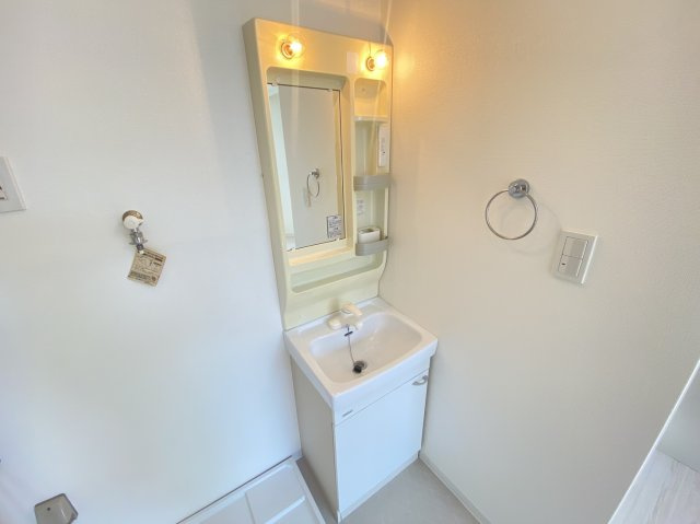 メディコビルの独立洗面台|※別部屋参考写真