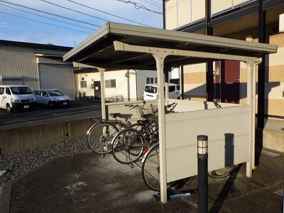 【その他】 | レオパレスＭ＆Ｋ | 駐輪場